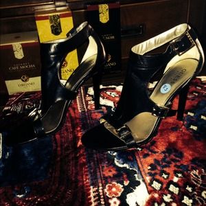 Guess Double Buckle Strap