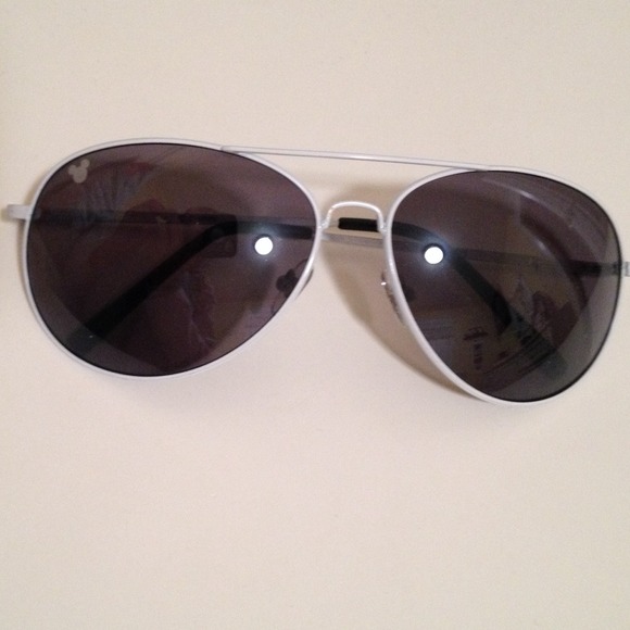 White Disney Aviators