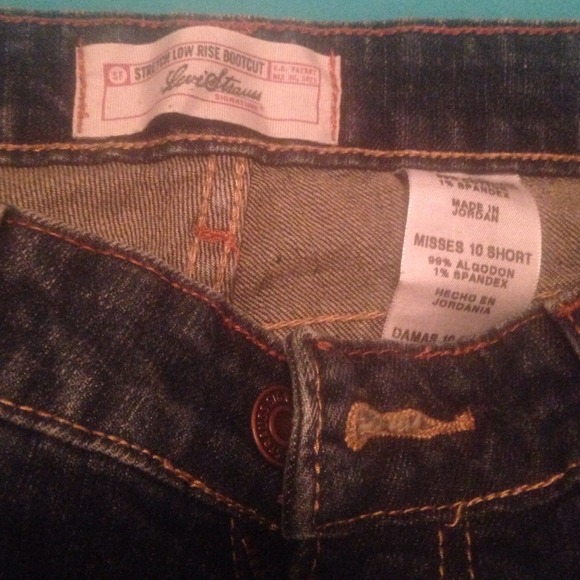 Jeans - Picture 2 of 4