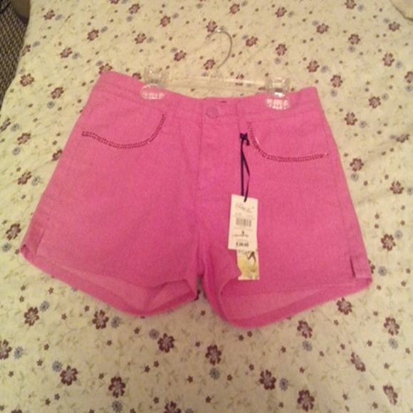 Shorts - Picture 1 of 2