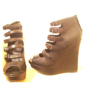 Charlotte Russe Black Platform Wedges