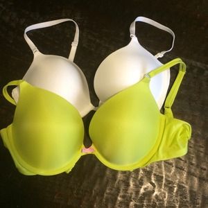 Victoria Secret pushup bras - brand new!