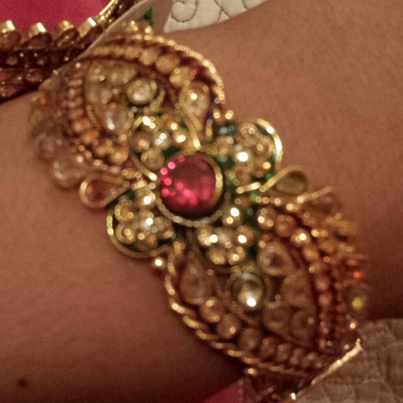 Vintage Indian bangles - Picture 3 of 3