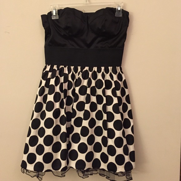 Black and white dress