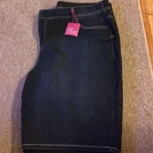 🔷🔹Brand new Capris🔹🔷