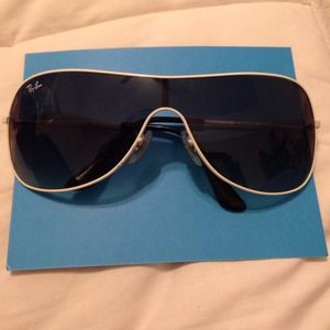 White wire Ray-Ban Sunglasses