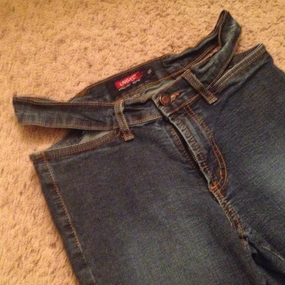 Jeans with sexy slit