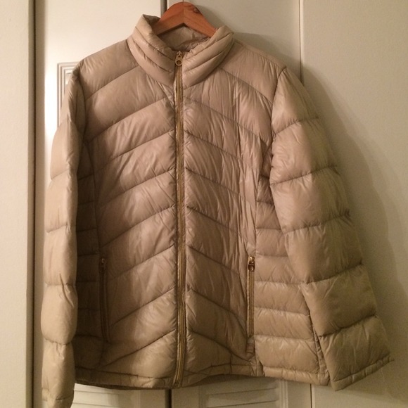 Calvin Kline packable down jacket