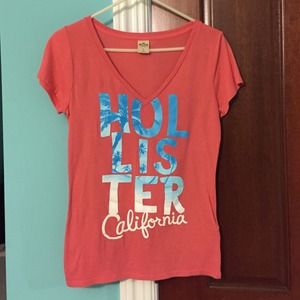 Ladies Hollister v neck tee