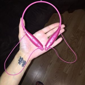 LG G tones blue tooth head set