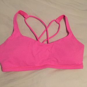Lululemon Free to Be Bra 8
