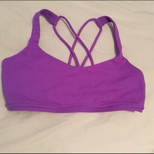 Lululemon Free to Be Bra 6 EUC