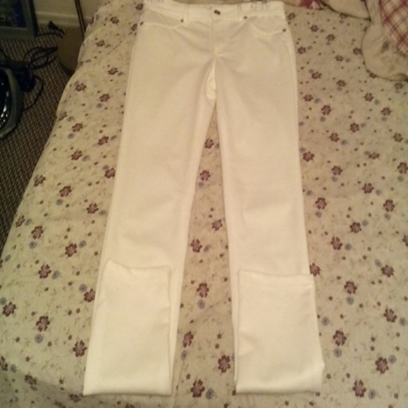 White stretch pants