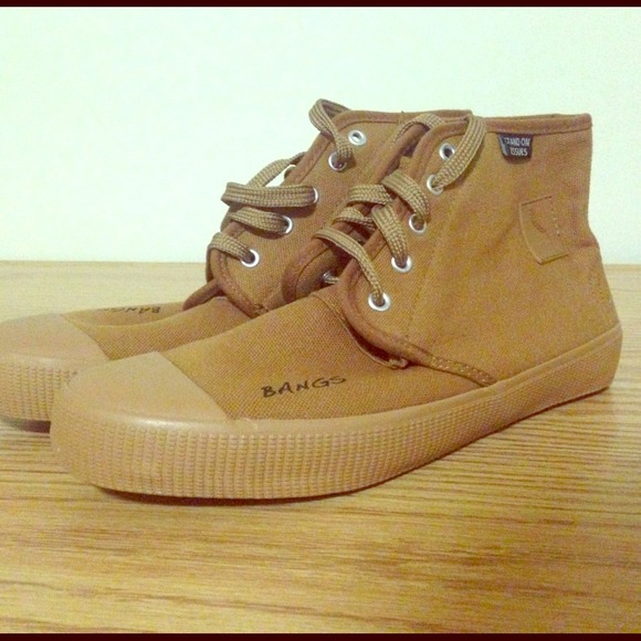 BANGS shoes