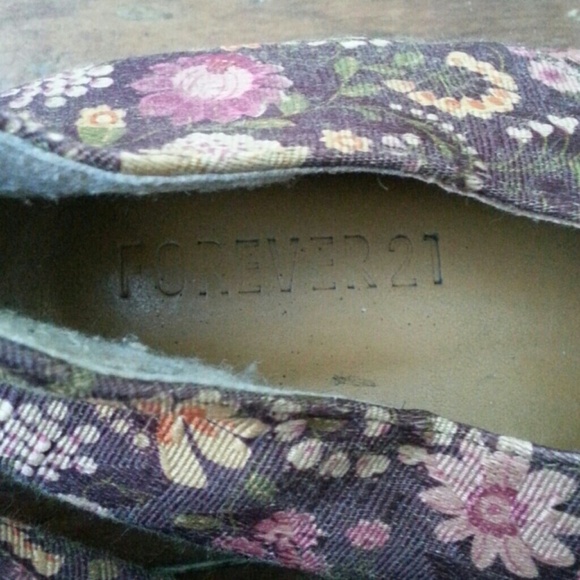 Floral Oxfords - Picture 3 of 4