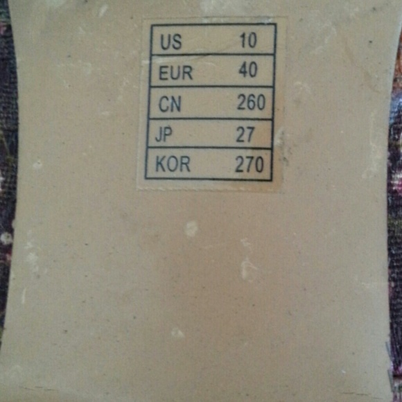 Floral Oxfords - Picture 4 of 4