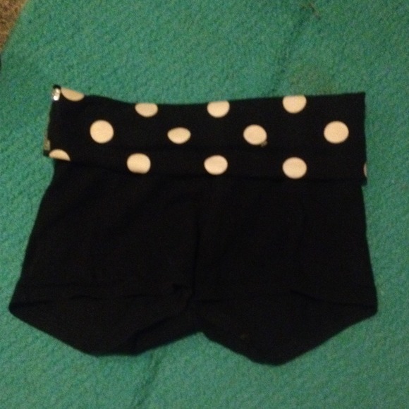 VS pink yoga shorts