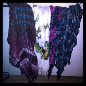 Scarves lot