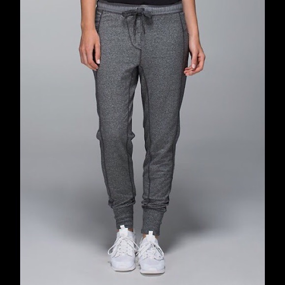 Lululemon Happy Yin Year Sweatpants 8
