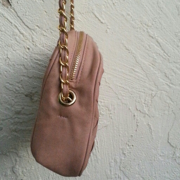 Woven Purse - Picture 3 of 4