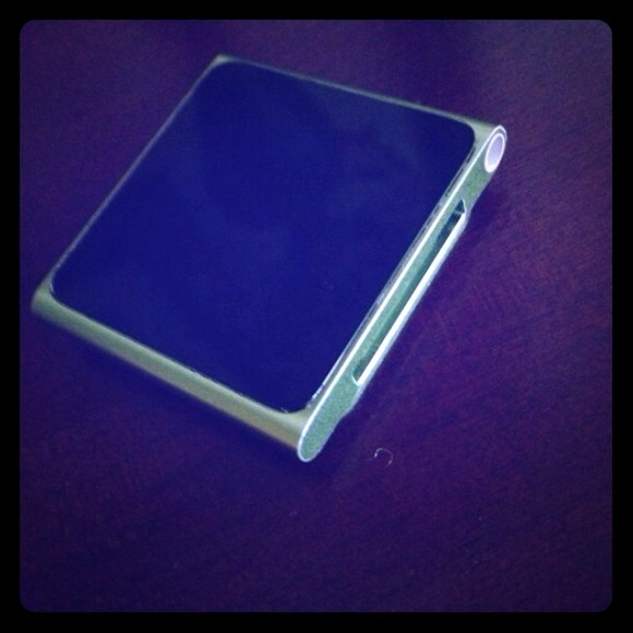 Green iPod nano