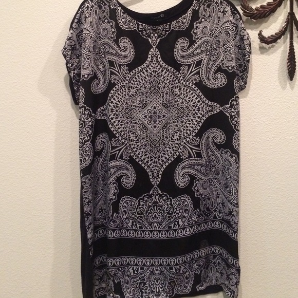 Forever 21 Paisley black & white dress