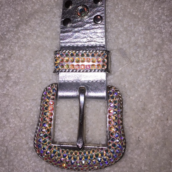 belt - Picture 2 of 3