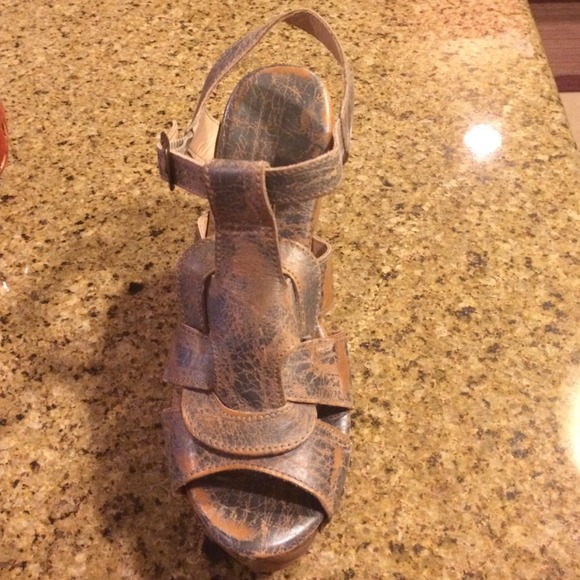 Leather sandal - Picture 2 of 2