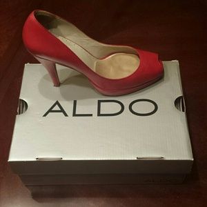 ALDO PEEP TOE SHOE