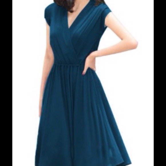 V neck dress