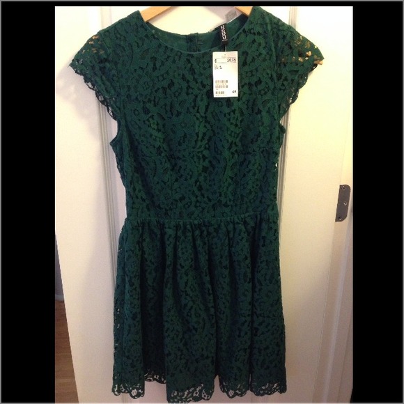 H&M Lace floral dress (NWT)