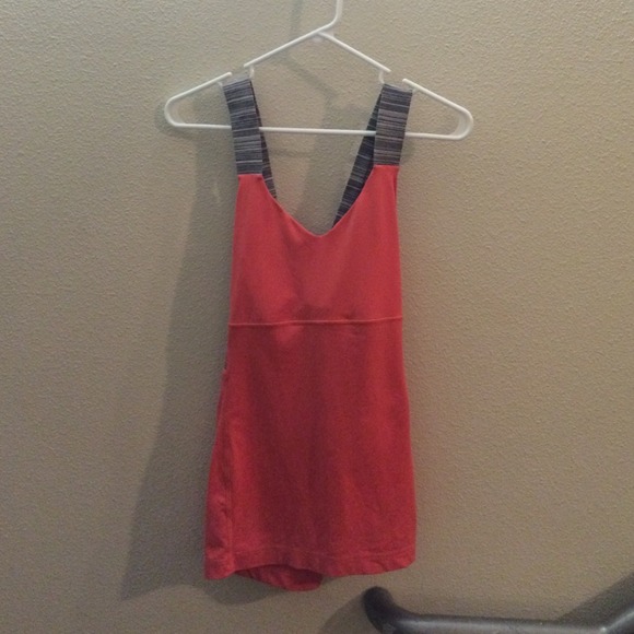 Lululemon v-neck tank coral with heathered grey