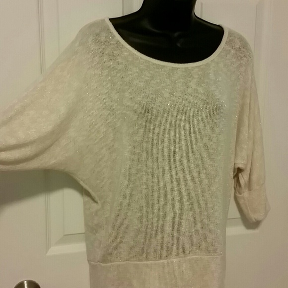 Ivory with gold tone sweater - Picture 4 of 4