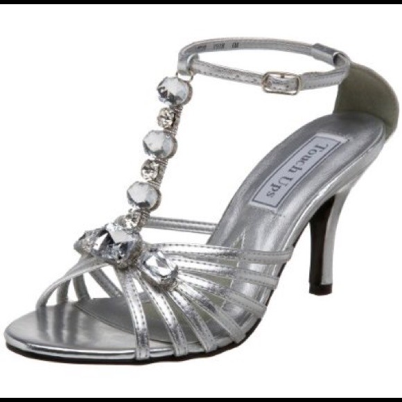 Negotiable ‼️Beautiful shoes for a party 🎉🎈