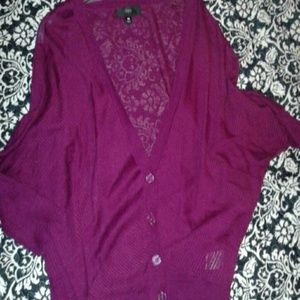 Quarter length sweater