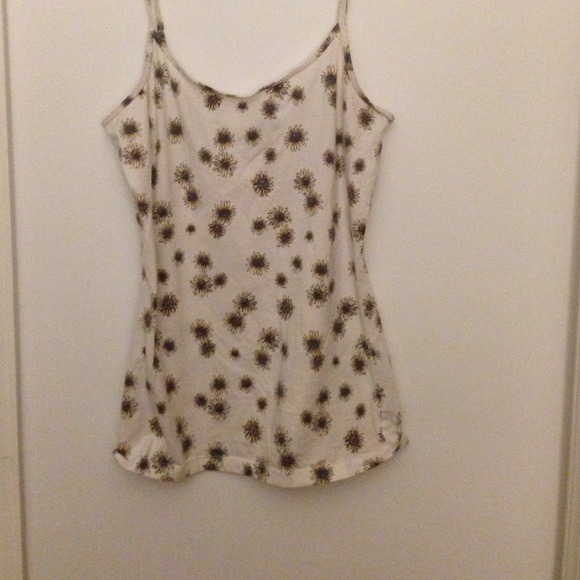 Nollie tank w flowers