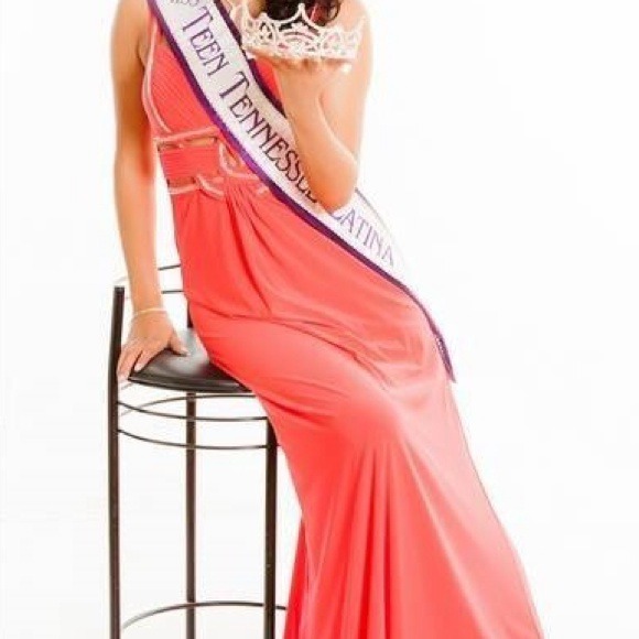 Hot pick dress with openings & design on top.