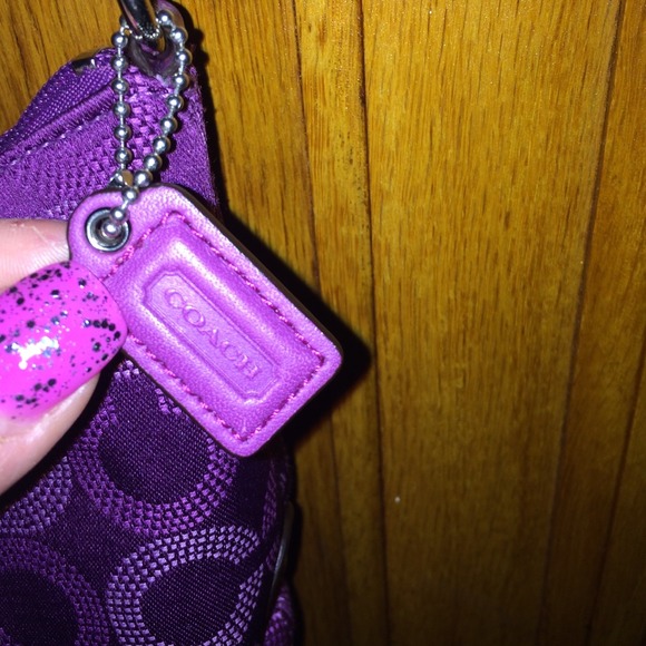 Authentic Coach cross body - Picture 2 of 4