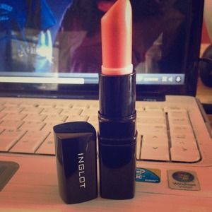 Inglot Coral Lipstick