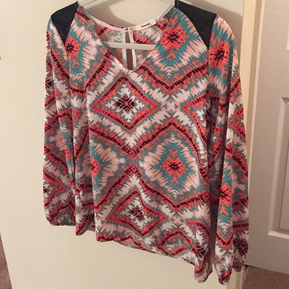 Adorable silky fall blouse!