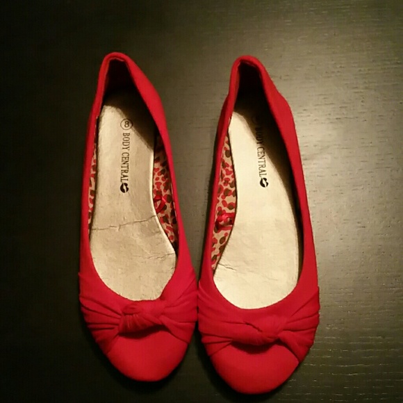 New Red flats