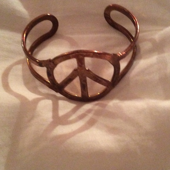 Peace sign cuff link!