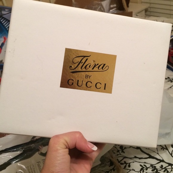Gucci box
