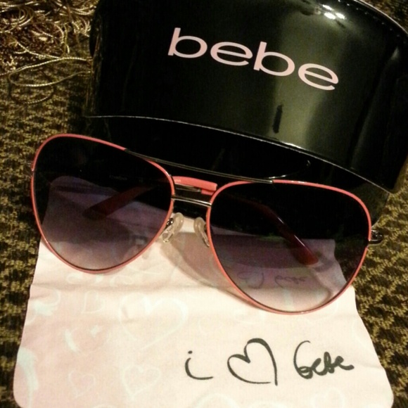 BEBE AVIATOR SUNGLASSES NEW NO TAG