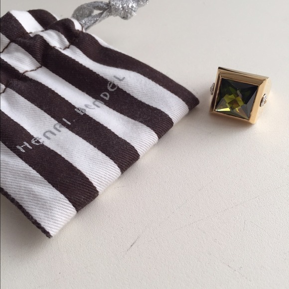 Henri Bendel Gold Cocktail Ring sz 7