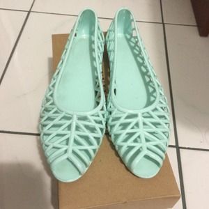 Mint jelly shoes
