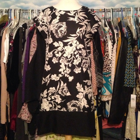Joe Fresh Dresses & Skirts - NWOT Joe Fresh XS black & white blouse dress