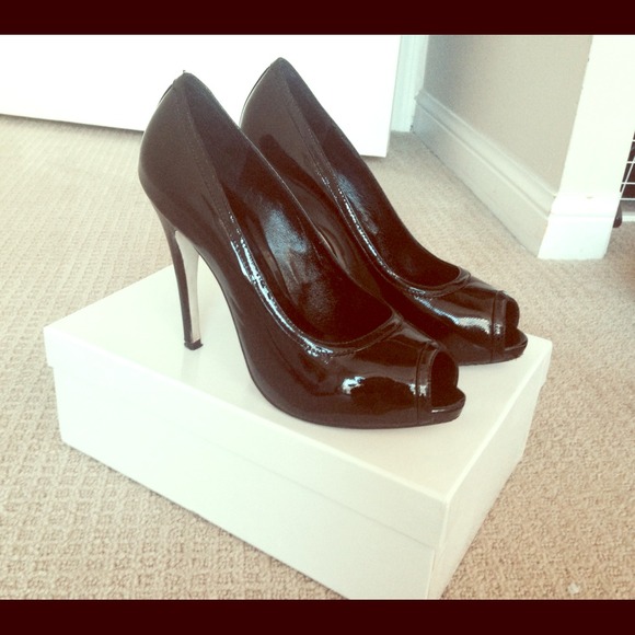Black patent peep toe - Kathryn Amberleigh