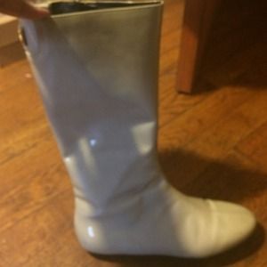 Burberry Rain Boots/ color-trench (cream)