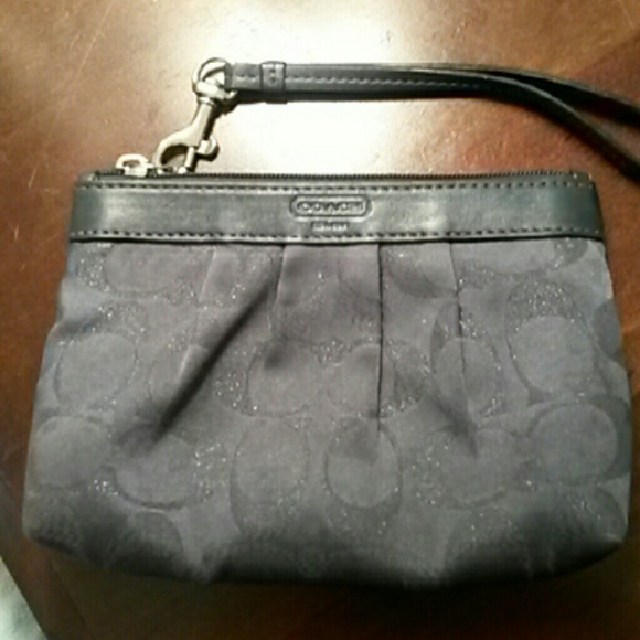 Coach Other - Coach wristlet
